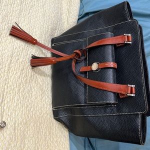 dooney & burke  handbag